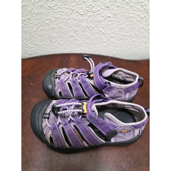 Keen Purple Toddler Hiking Sandals Closed Toe & Adjustable Straps Size 12 - Picture 4 of 10